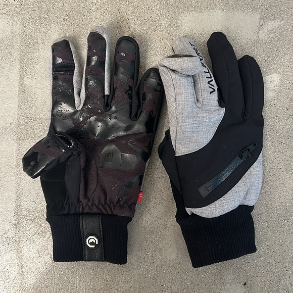 Ladies Tech Gloves - Picture 1 of 3